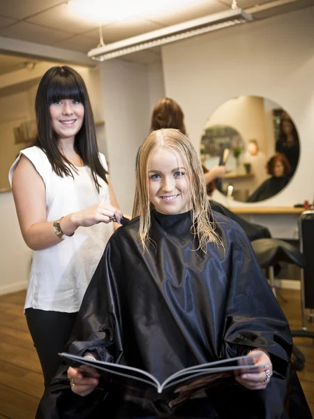 Hair salon situation — Stock Photo, Image