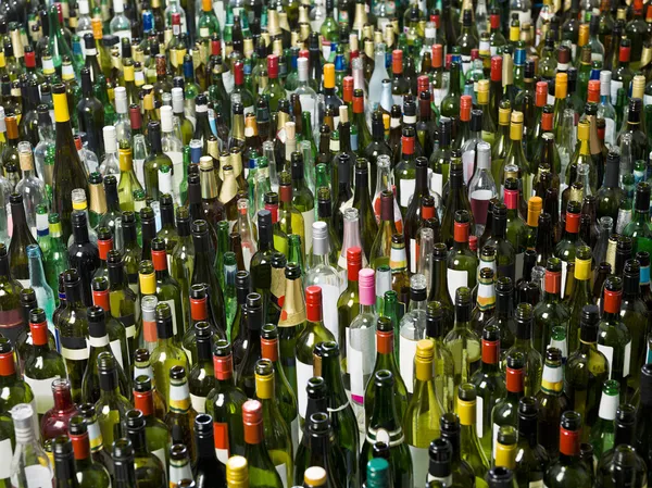 Flaschen voller Rahmen — Stockfoto