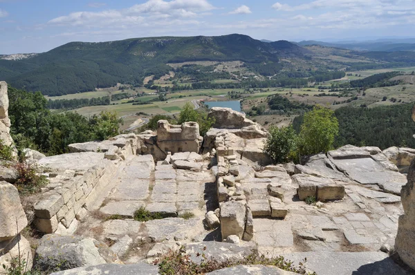 Vue sur l'ancienne ville thrace de Perperikon — Photo