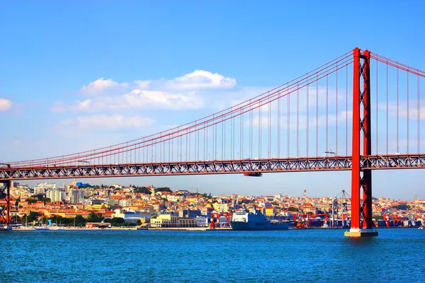 Híd Lisbonban, Portugál — Stock Fotó