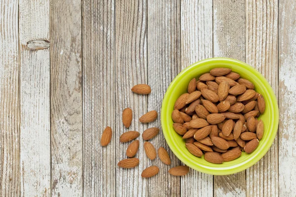 Bowl of almonds — Stock Photo, Image