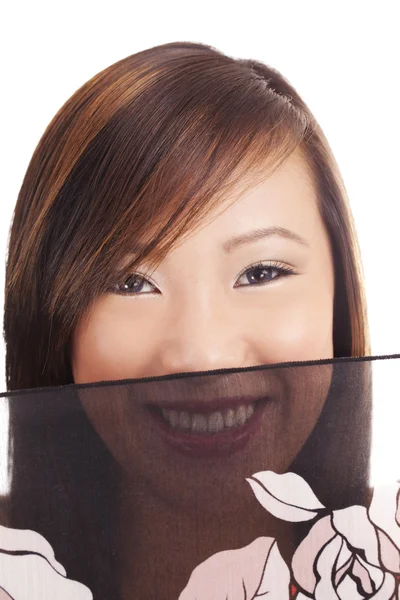 Sourire portrait jeune adolescent asiatique fille voile — Photo
