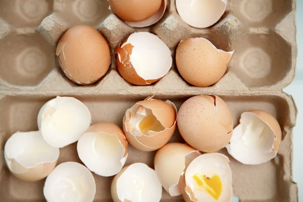 Broken Eggshells — Stock Photo, Image