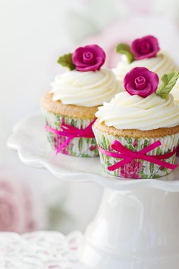 Rose cupcakes clipart