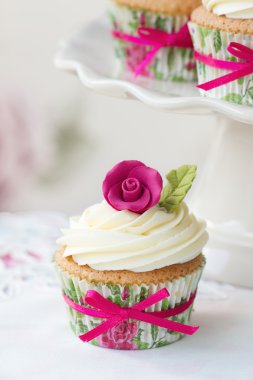 Rose cupcake clipart