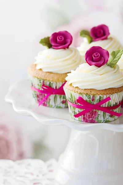 Rose cupcakes — Stock Photo, Image
