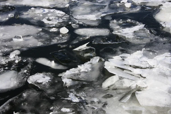 融化的冰 — 图库照片