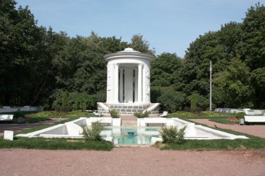 Çardak rotunda