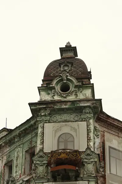 Restoration of historic building — Stock Photo, Image
