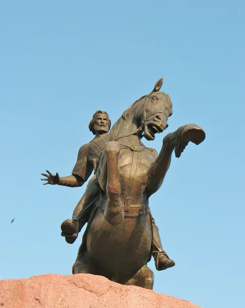 Statue of rider on horseback — Stock Photo, Image