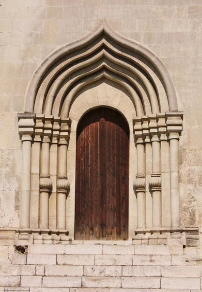 Eingang zur orthodoxen Kirche — Stockfoto