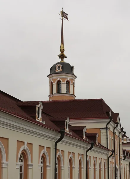 Das Hauptgebäude des Artilleriegerichts des Kasan-Kreml — Stockfoto