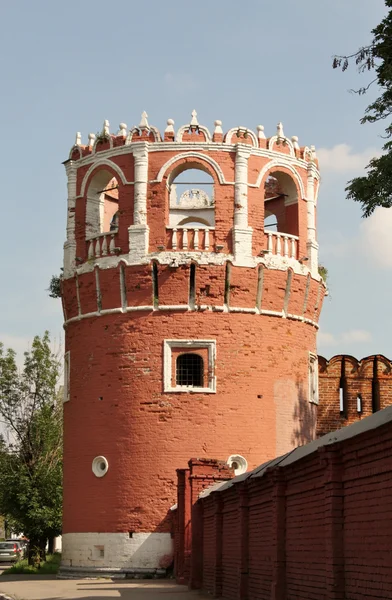 Torre fortaleza medieval — Fotografia de Stock