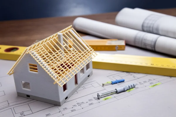 Építési terveket és a tervek, a fából készült asztal Stock Fotó