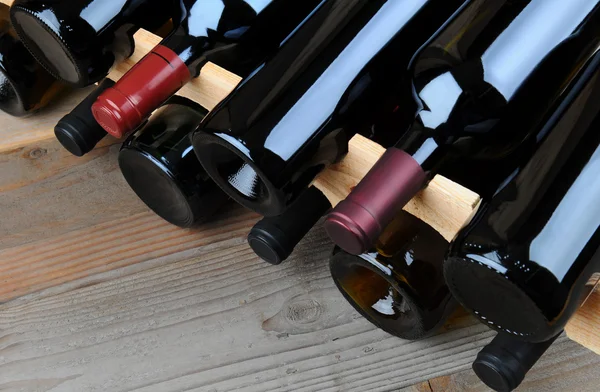 ワインの棚のクローズ アップ — ストック写真