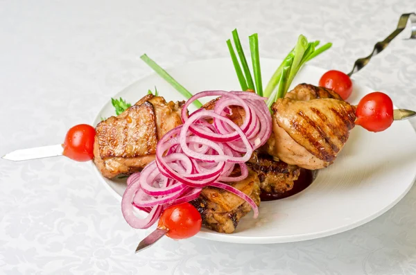 Carne de kebab a la plancha —  Fotos de Stock