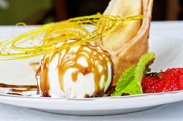 Lekkere pannenkoek dessert — Stockfoto