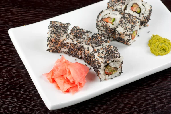 Sushi con sésamo —  Fotos de Stock