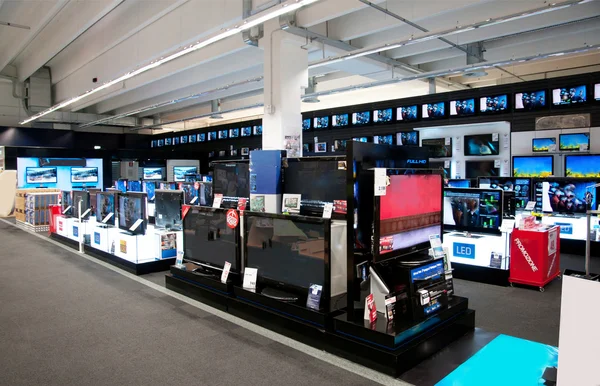 Grande loja de varejo eletrônico — Fotografia de Stock