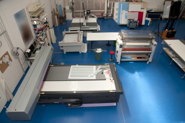 Flatbed cutter router (cutting plotter)