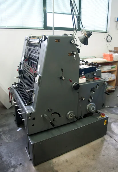 Alte Offsetdruckmaschine — Stockfoto