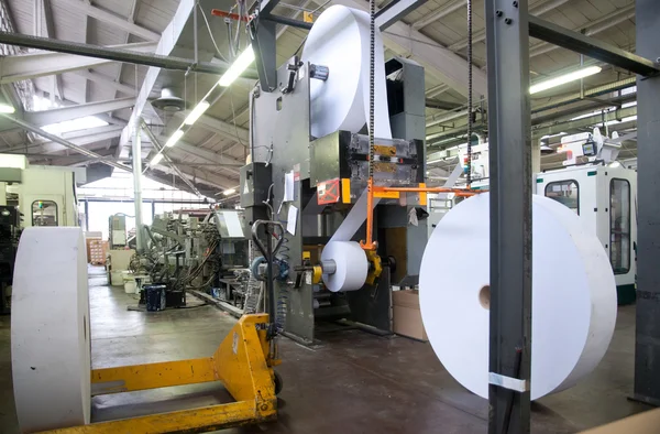공장-봉투를 생산 하는 기계 — 스톡 사진