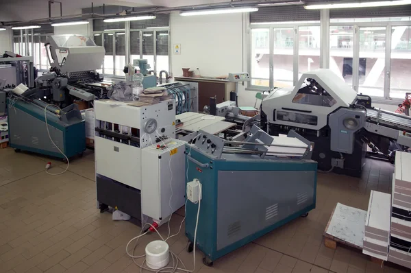 Print shop (press printing) - Finishing line — Stock Photo, Image