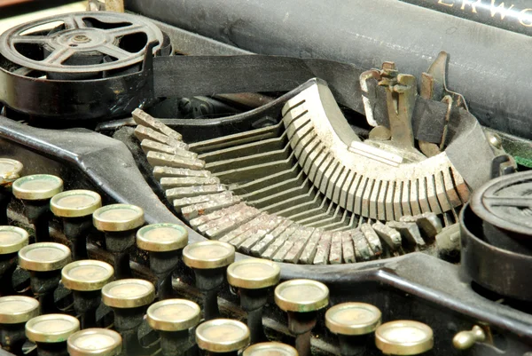古いタイプライターの詳細 — ストック写真