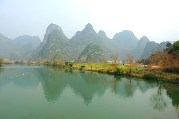 Paisaje en Yangshuo Guilin, China — Foto de Stock