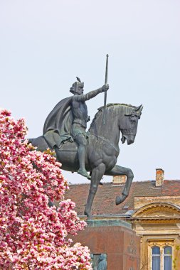 Monument and flowers clipart