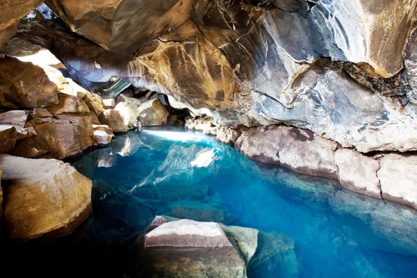 Caverna na Islândia — Fotografia de Stock