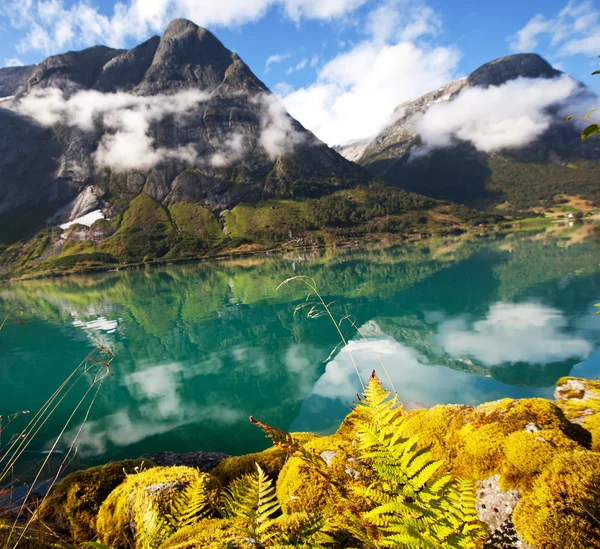 Lago na Noruega — Fotografia de Stock