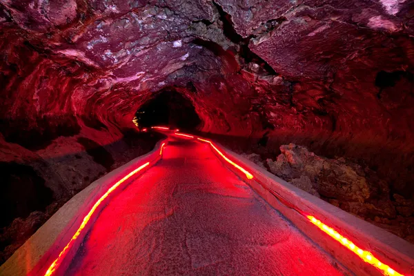 Jeskyně v lava beds — Stock fotografie