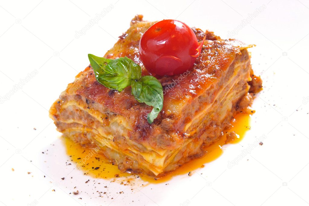 Classic lasagna bolognese