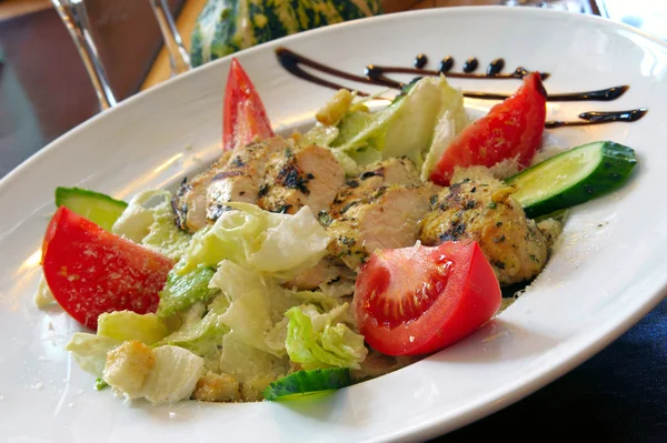 Chicken Caesar salad — Stock Photo, Image