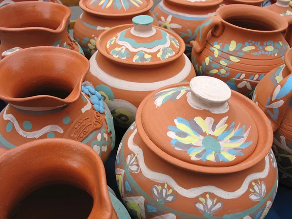 Dekoratif desenli kil seramik vazo — Stok fotoğraf