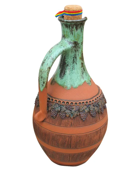 Барвиста дизайнерська глиняна ваза ізольована над білим — стокове фото