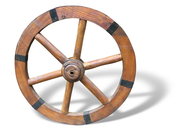 Antieke kar wiel gemaakt van hout en ijzer omzoomde, geïsoleerde — Stockfoto