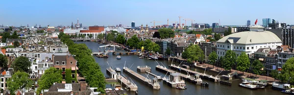アムステルダムのスカイライン — ストック写真