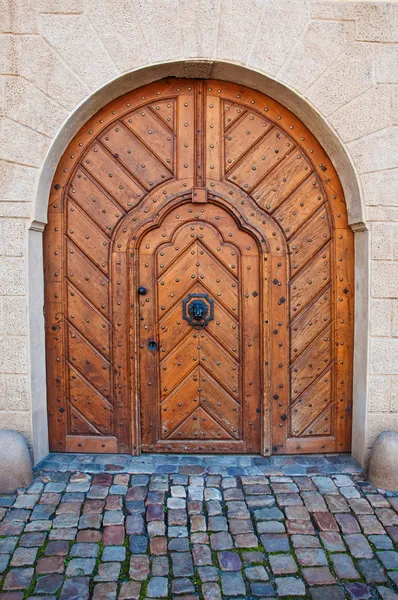 大規模な木製のドア — ストック写真