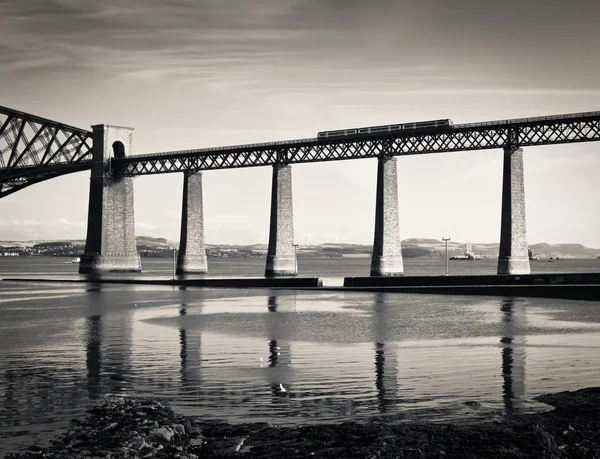 Εμπρός γέφυρα στη Σκωτία — Φωτογραφία Αρχείου