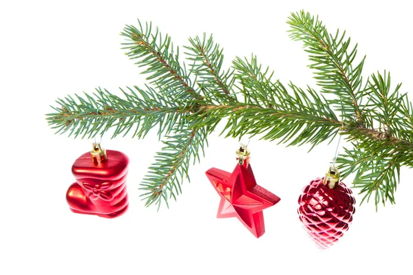 Decoración roja de Navidad en el árbol — Foto de Stock