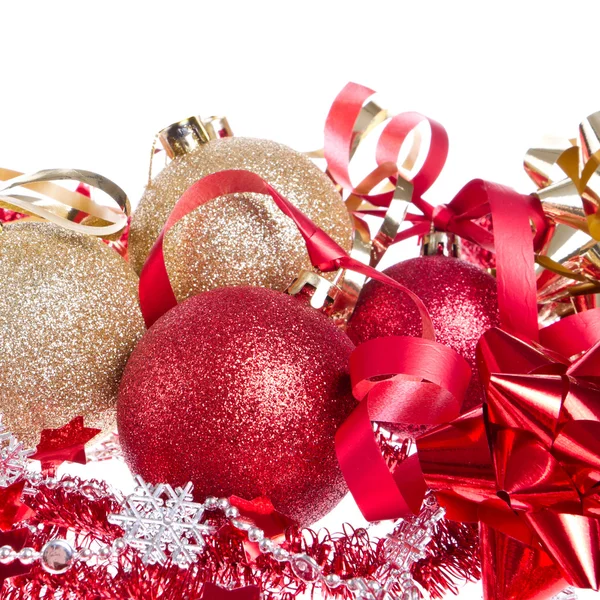 Palle di Natale con nastro e fili di lame — Foto Stock