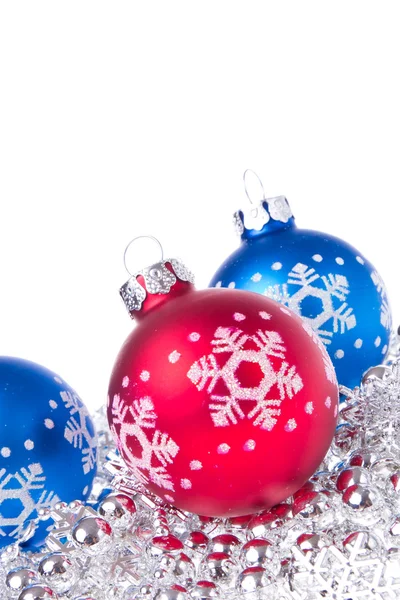 Gelin teli ile Noel topları — Stok fotoğraf