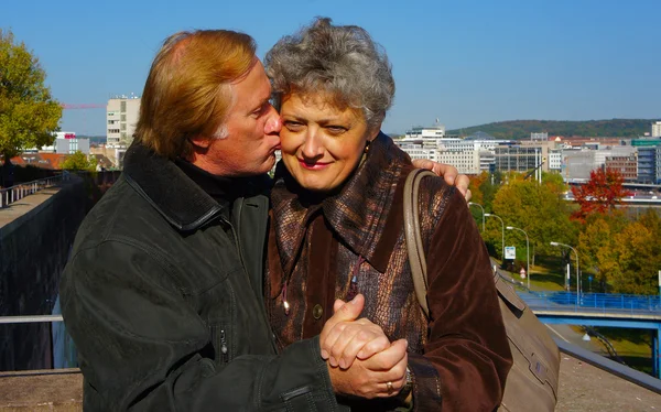 Um casal de meia-idade — Fotografia de Stock