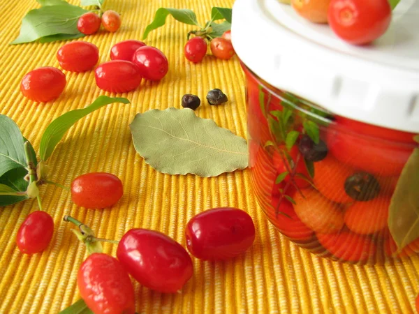 Kornkirsebær i eddike marinade - Stock-foto