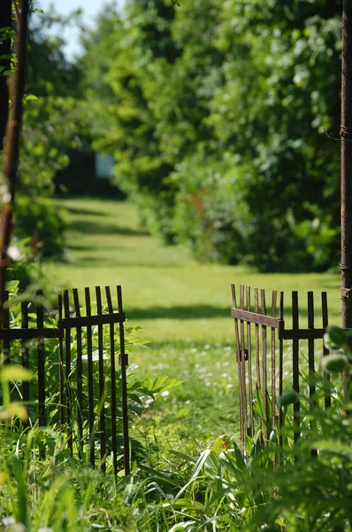 Ворота в саду Стоковое Фото