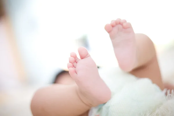 Нога ребенка — стоковое фото