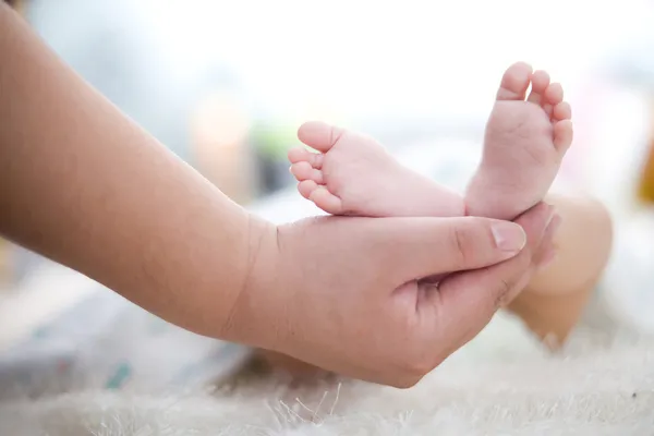 Holding with baby — Stock Photo, Image