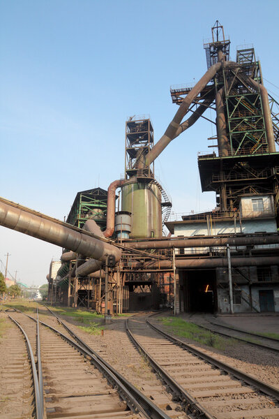 Blast furnace and railway